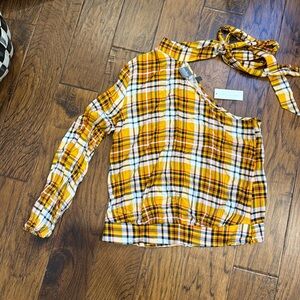 New York & company one sleeve blouse